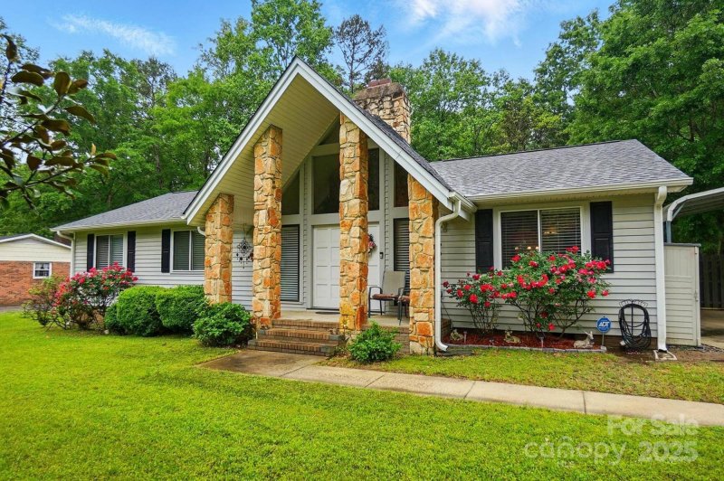 Property image 2 at 116 Pelham Lane, Fort Mill, SC 29715