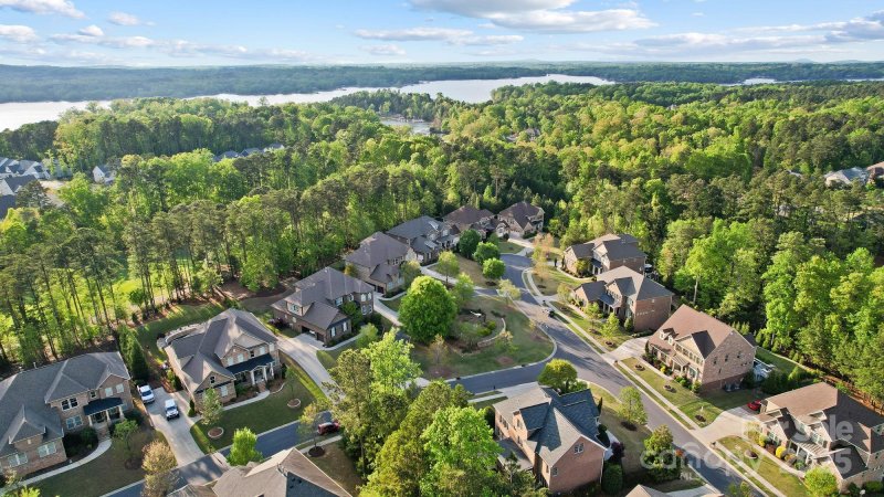 Property image 2 of 16532 Flintrock Falls Lane in The Palisades, Charlotte, NC 28278