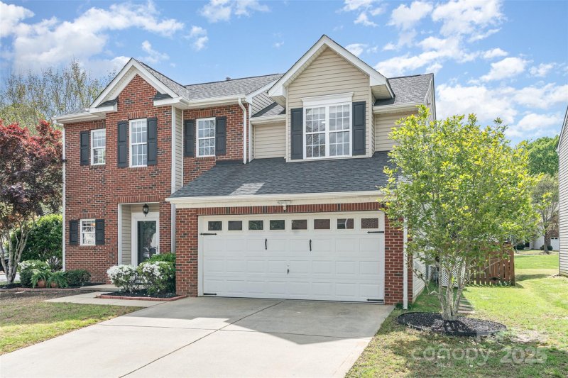 Property image 4 at 9803 Forest Run Lane, Charlotte, NC 28277