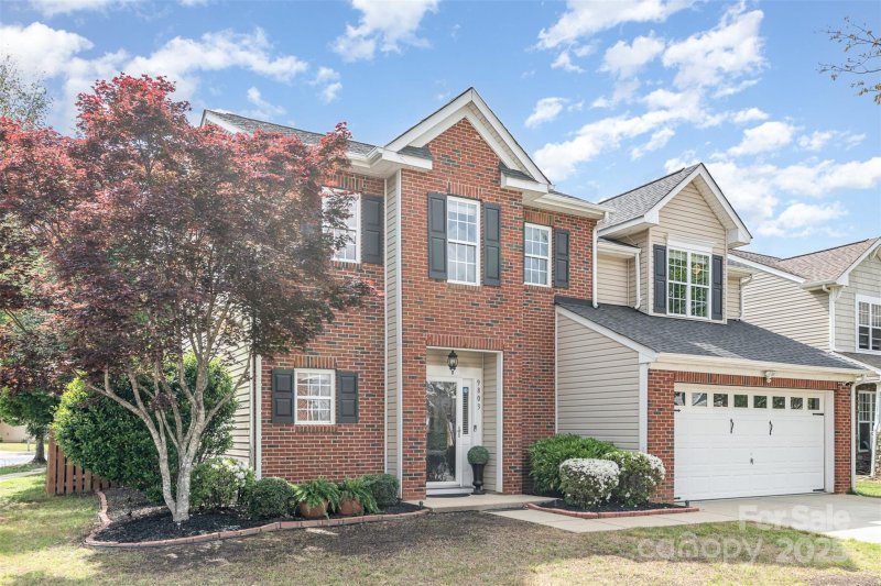 Property image 5 at 9803 Forest Run Lane, Charlotte, NC 28277