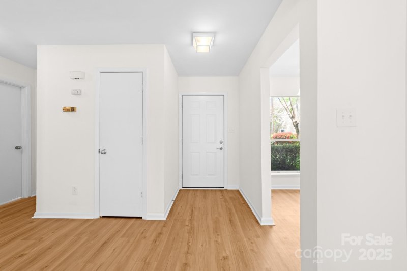 Property image 4 at 817 Sardis Cove Drive, Charlotte, NC 28270