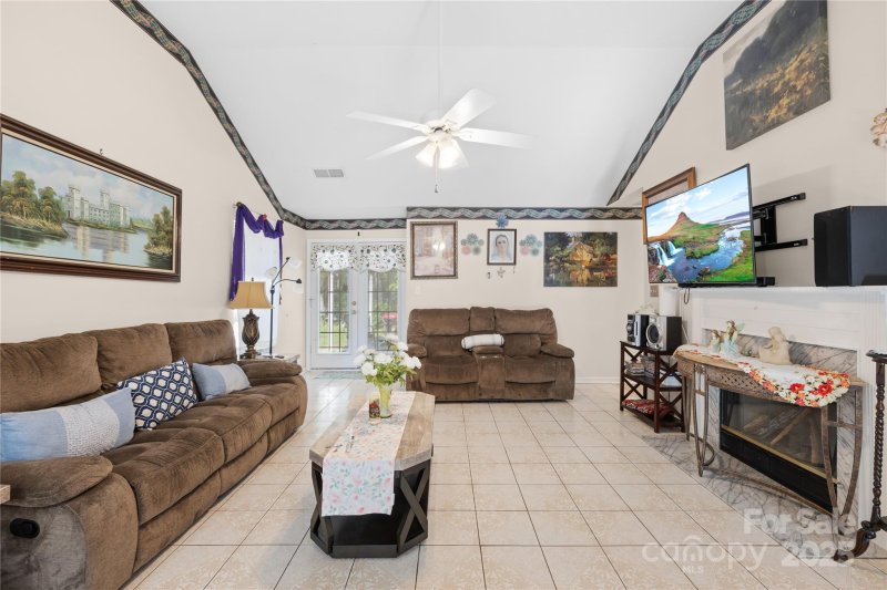Property image 3 at 12305 Portrush Lane, Charlotte, NC 28273