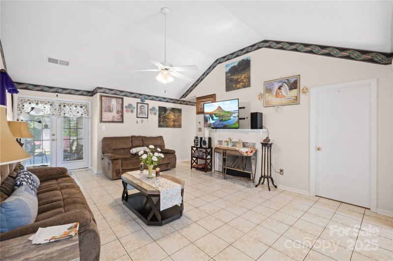 Property image 4 at 12305 Portrush Lane, Charlotte, NC 28273