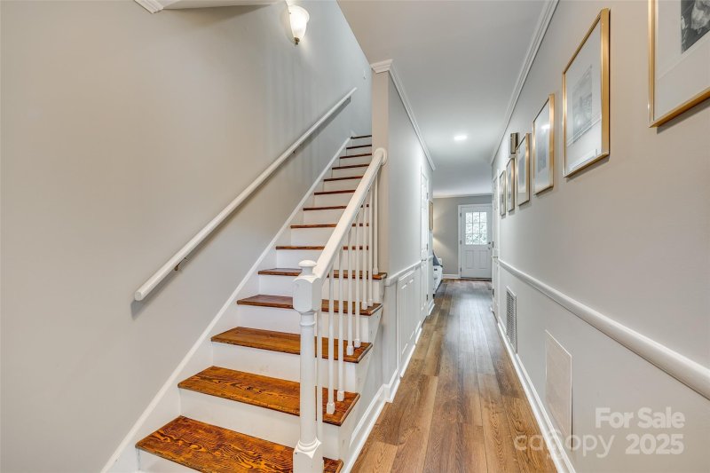 Property image 4 at 4607 Hedgemore Drive, Charlotte, NC 28209