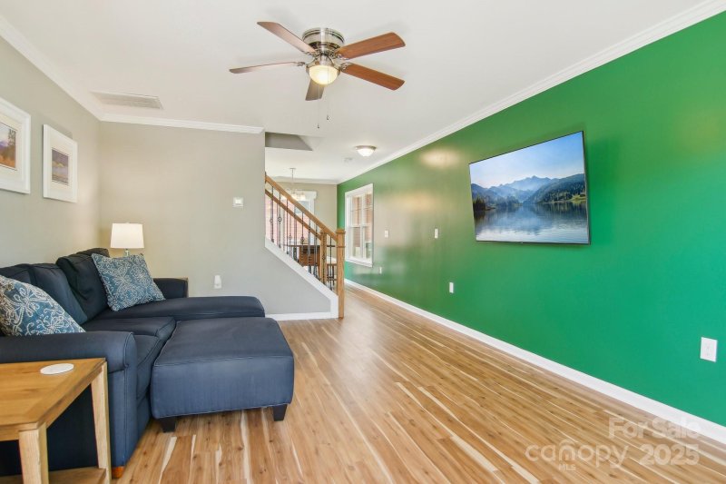 Property image 4 of 1110 Lynwood Forest Road in Baldwin Commons, Arden, NC 28704