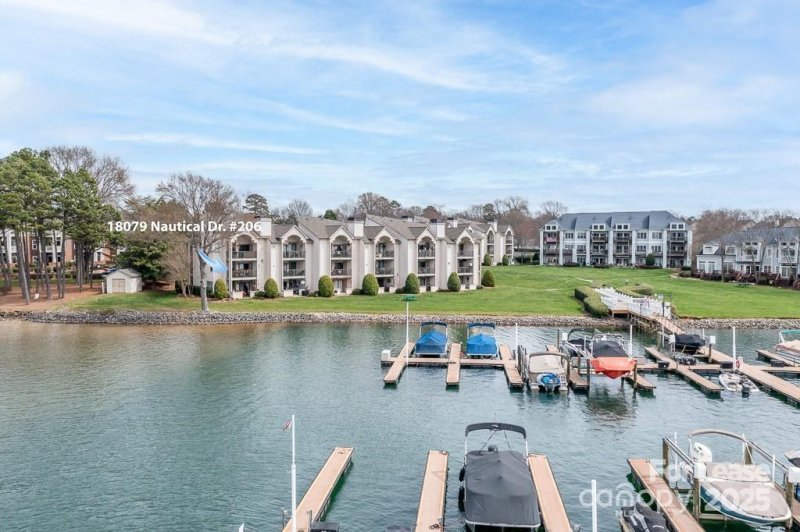 Property image 5 at 18709 Nautical Drive, Cornelius, NC 29031