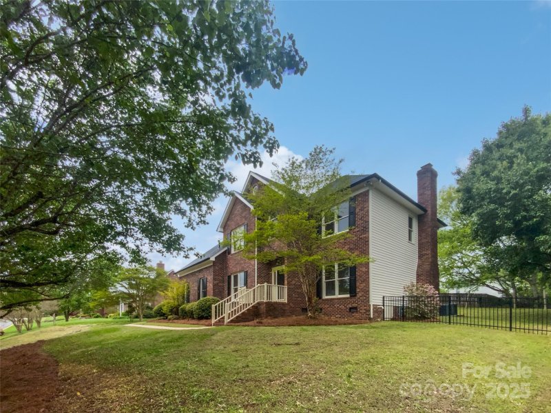 Property image 4 of 1121 Setter Lane in Hunters Pointe, Concord, NC 28025