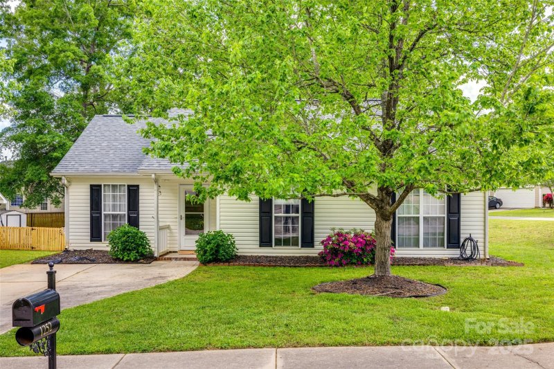 1252 Spring View Court
