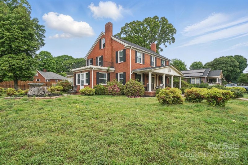 Property image 3 at 901 Central Drive, Kannapolis, NC 28083