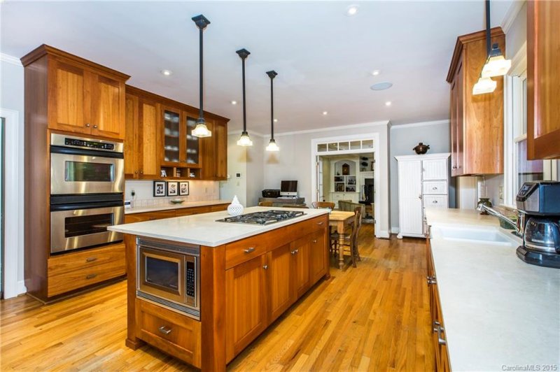 Property image 5 at 2104 Foxcroft Woods Lane, Charlotte, NC 28211