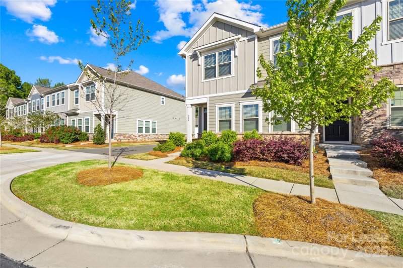 Property image 3 at 926 Sagecroft Lane, Indian Trail, NC 28079