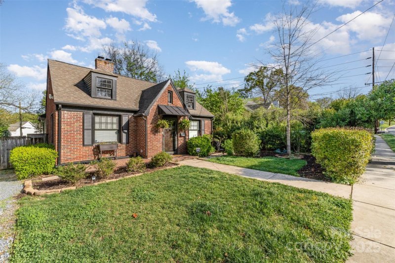 Property image 2 at 1808 Merriman Avenue, Charlotte, NC 28203