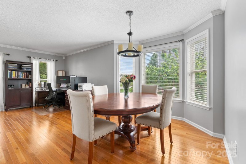 Property image 5 of 338 English Oak Road in Livingston Farms, Fletcher, NC 28732