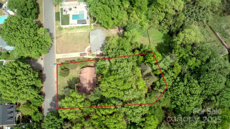 Property image 3 at 10708 Danesway Lane, Cornelius, NC 28031