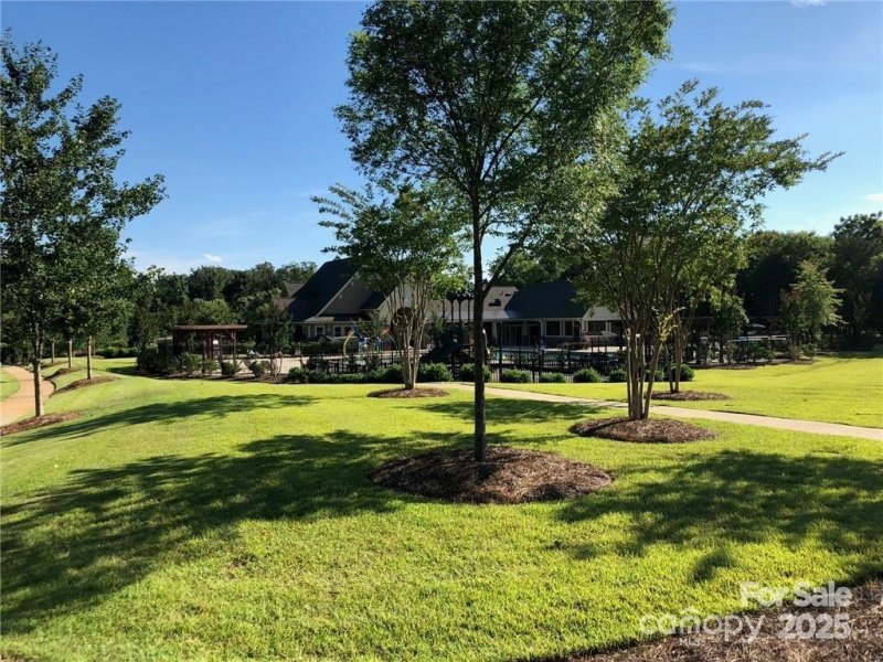 Property image 4 of 11717 Egrets Point Drive in Chapel Cove, Charlotte, NC 28278