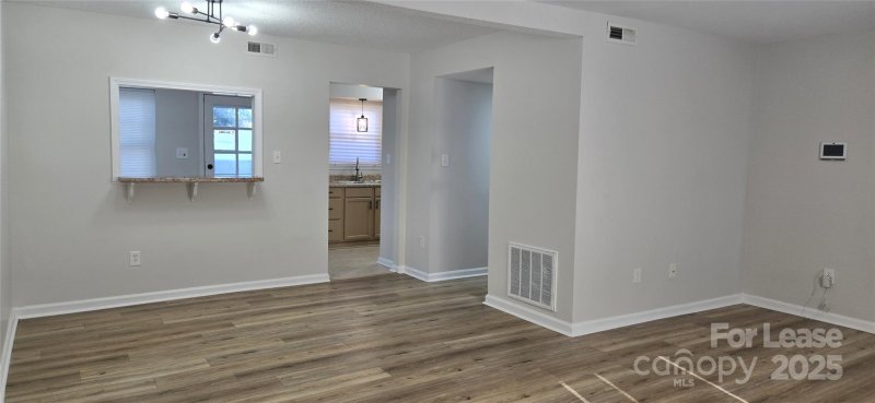 Property image 2 at 11011 Park Road, Charlotte, NC 28226