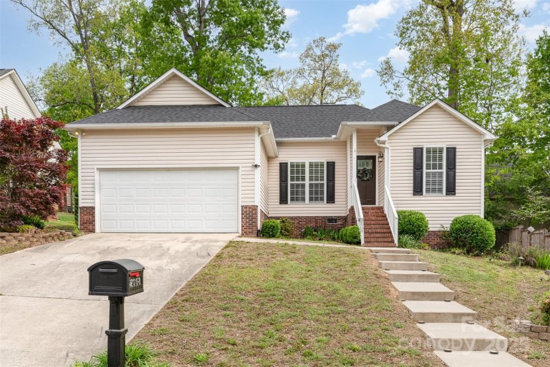 Property image 3 at 2068 Samantha Drive, Kannapolis, NC 28083