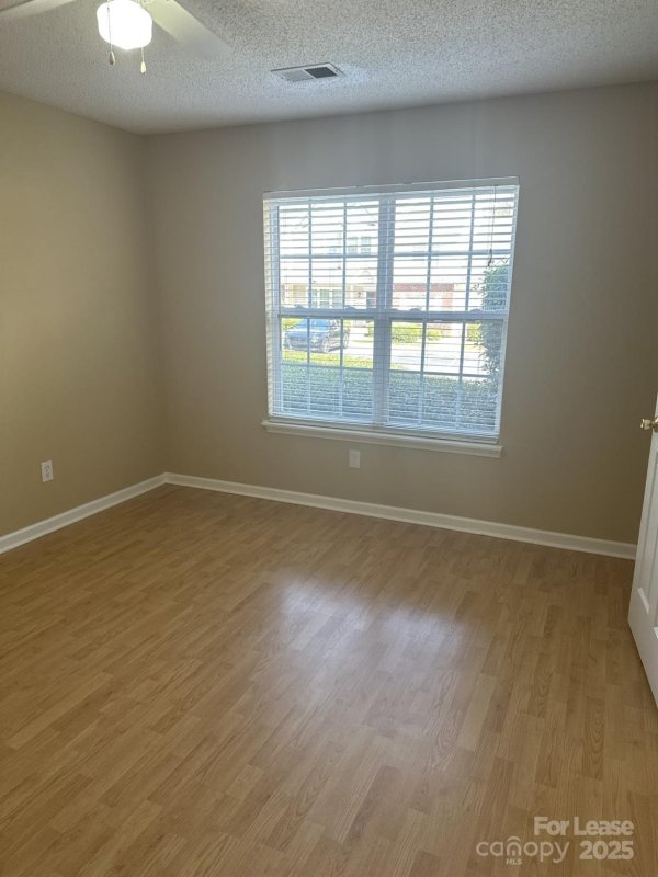 Property image 5 at 10132 Forest Landing Drive, Charlotte, NC 28213