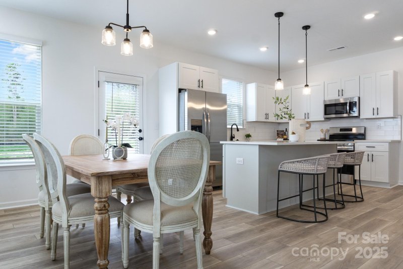 Property image 3 at 5120 Izzo Lane, Charlotte, NC 28214