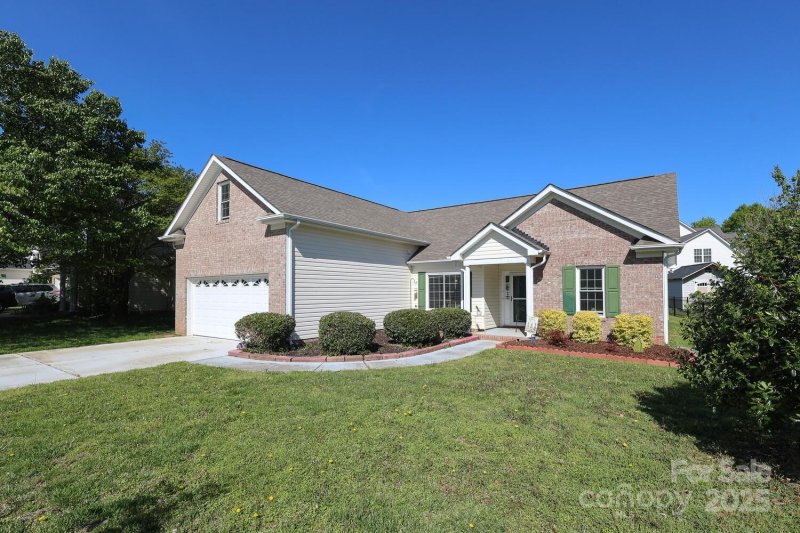 Property image 2 at 1002 Christobal Court, Indian Trail, NC 28079