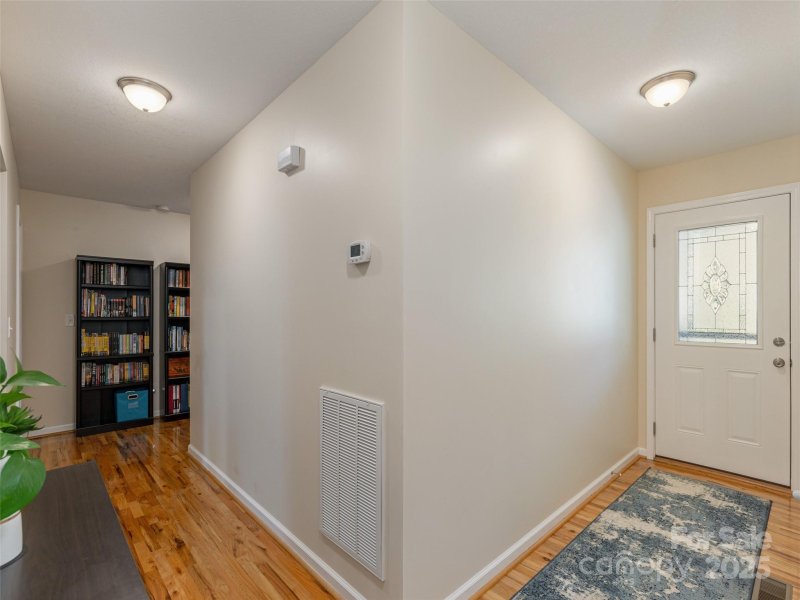 Property image 3 of 210 Allen Paul Drive in Gann Village, Hendersonville, NC 28791