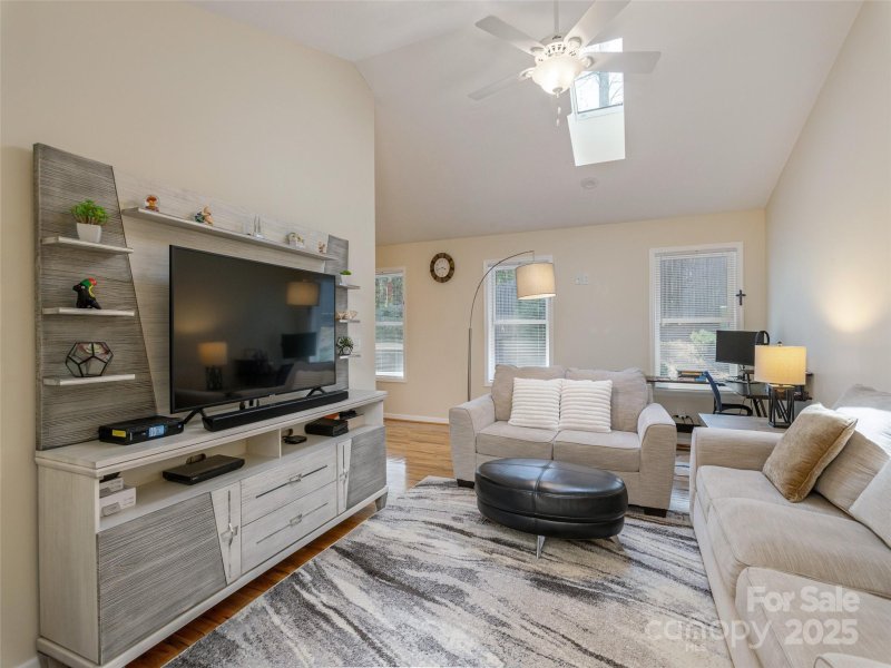 Property image 5 of 210 Allen Paul Drive in Gann Village, Hendersonville, NC 28791