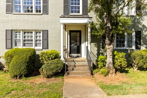 Property image 2 at 241 Wakefield Drive, Charlotte, NC 28209