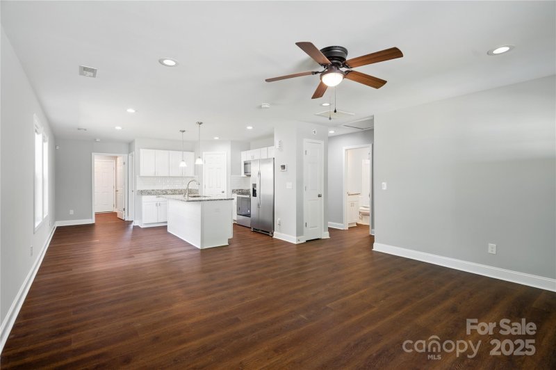 Property image 5 at 402 Digh Street, Gastonia, NC 28052