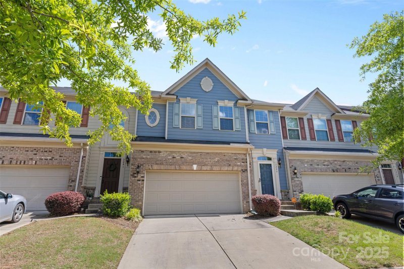 3245 Major Samuals Way