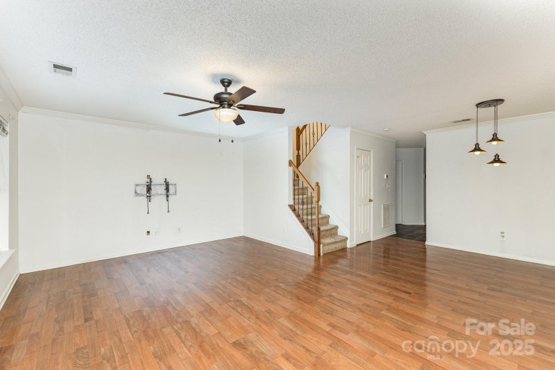 Property image 3 of 7607 Petrea Lane in The Landing at Hickory Grove, Charlotte, NC 28227