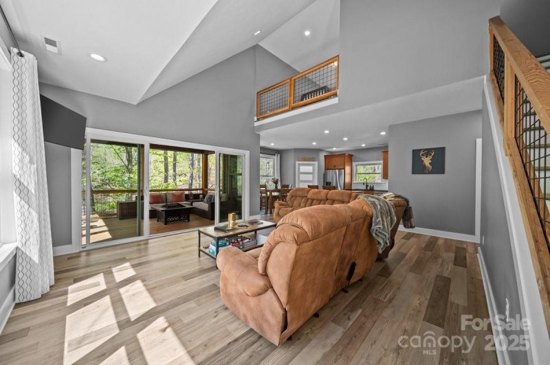 Property image 4 of 111 Ash Creek Lane in green river highlands, Rutherfordton, NC 28139