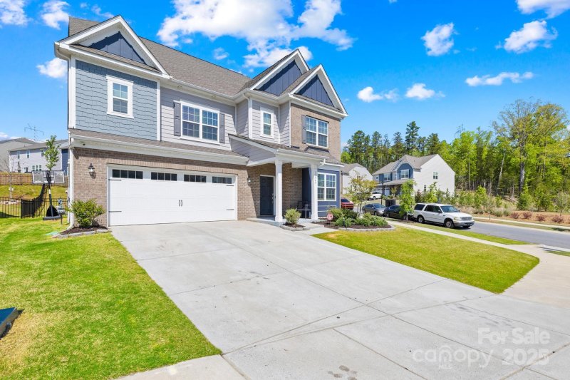 Property image 3 at 13547 Roderick Drive, Huntersville, NC 28078