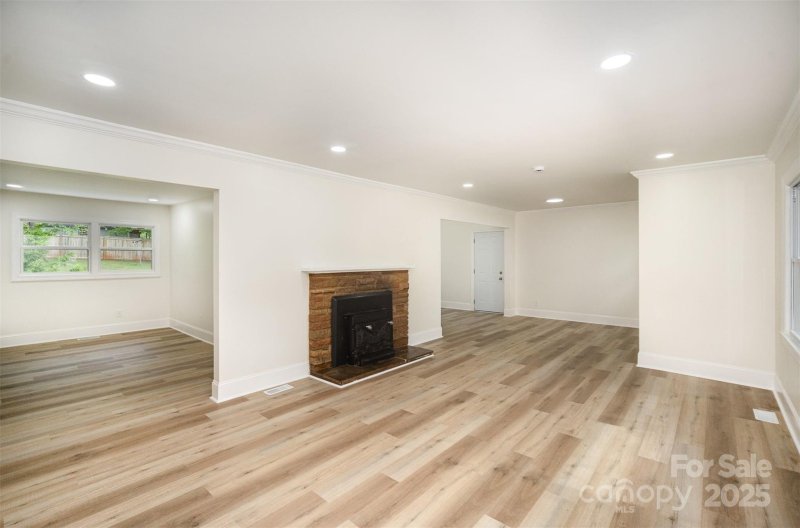 Property image 4 at 4921 Churchill Drive, Charlotte, NC 28269