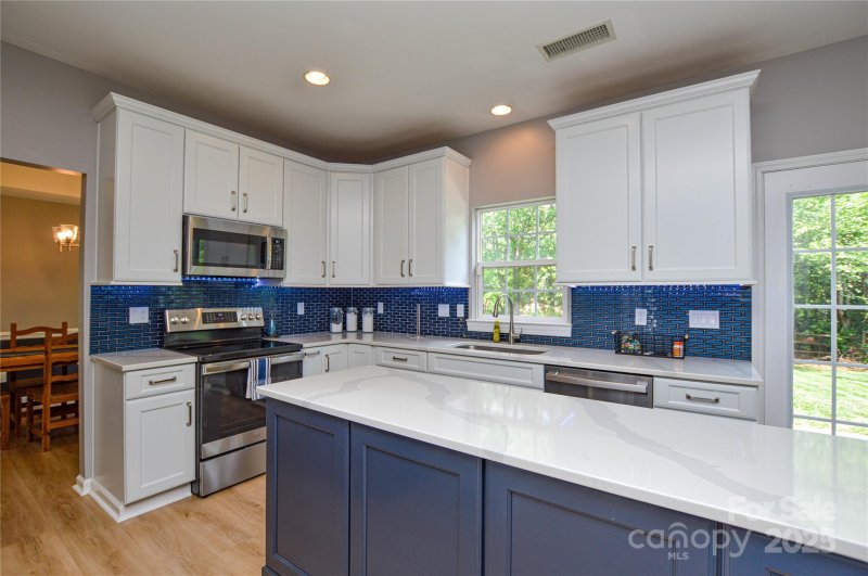 Property image 4 at 9713 Autumn Applause Drive, Charlotte, NC 28277