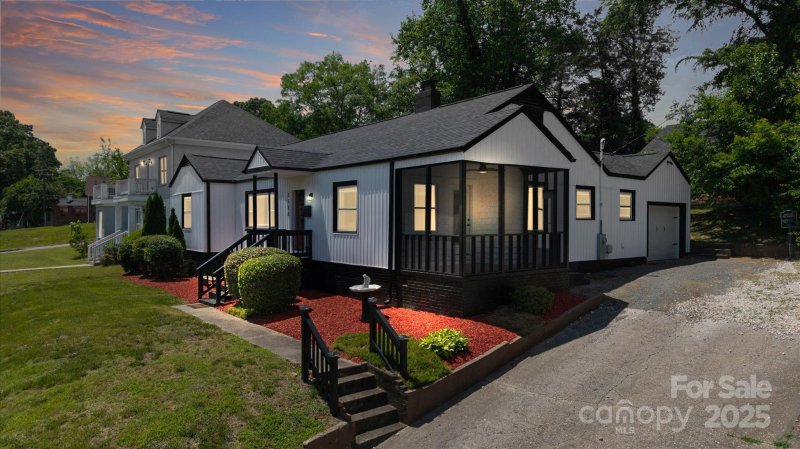 Property image 4 at 2138 Revolution Park Drive, Charlotte, NC 28208