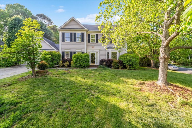 Property image 4 at 9100 Cameron Wood Drive, Charlotte, NC 28210