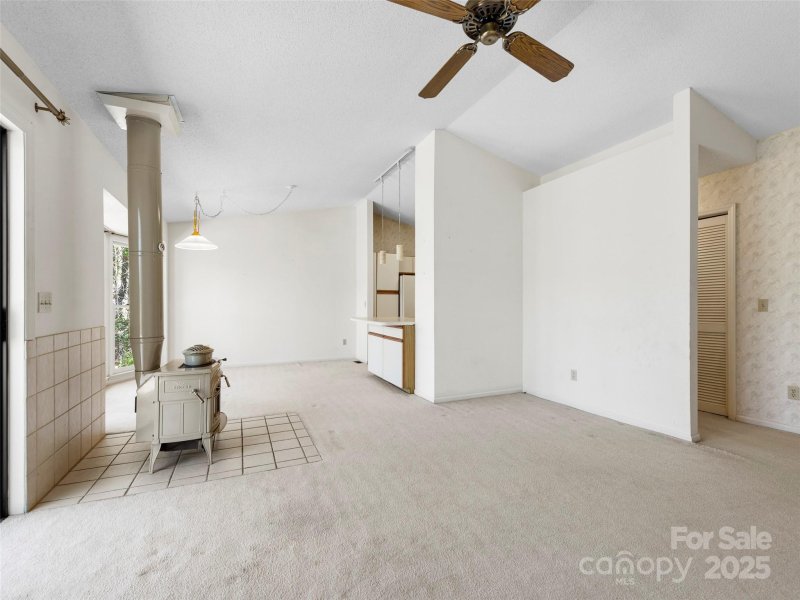 Property image 5 at 207 Trappers Trail, Hendersonville, NC 28739