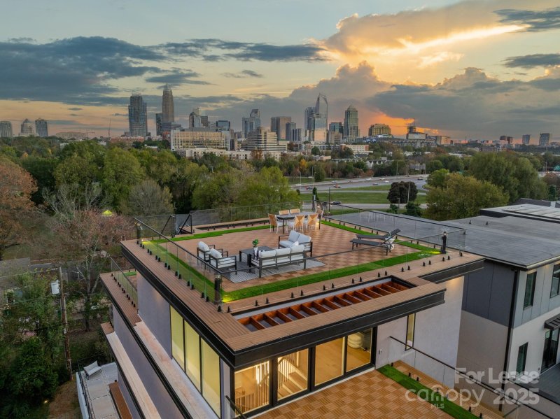 Property image 3 at 312 Frazier Avenue, Charlotte, NC 28216