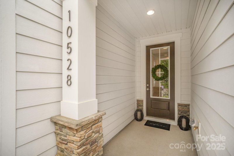 Property image 3 at 10528 Audubon Ridge Drive, Cornelius, NC 28031