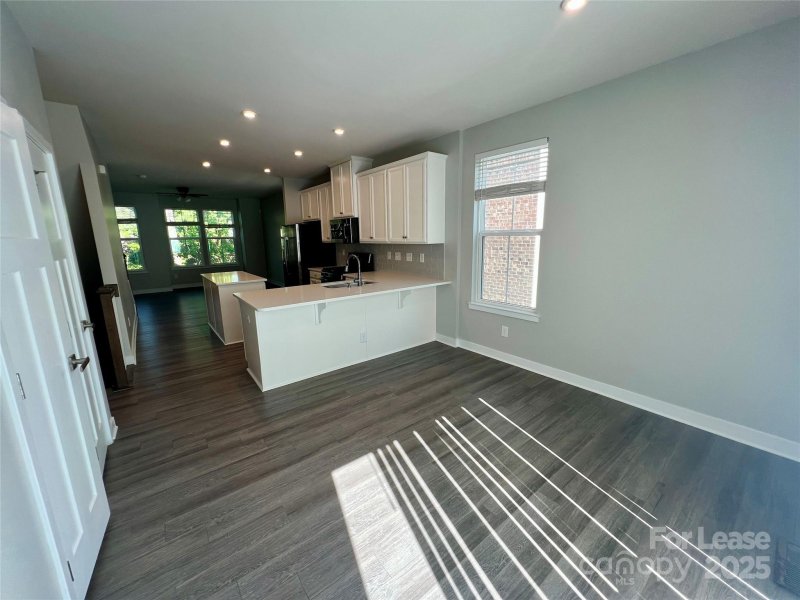 Property image 3 at 523 Old Mill Road, Charlotte, NC 28206