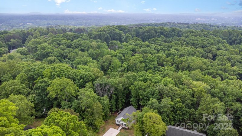 Property image 3 at 409 Woodcrest Lane, Albemarle, NC 28001