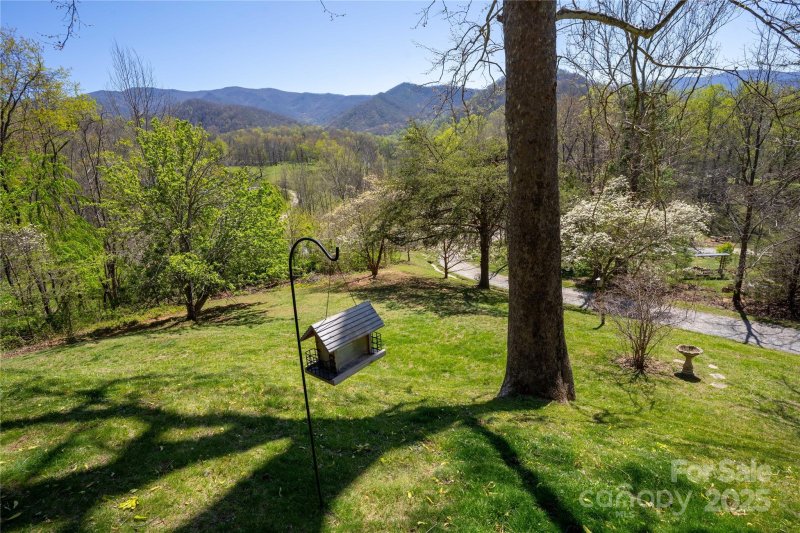 Property image 4 at 96 Winding Way, Canton, NC 28716
