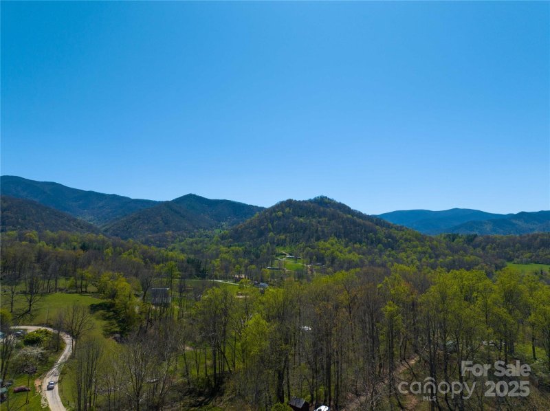 Property image 5 at 96 Winding Way, Canton, NC 28716
