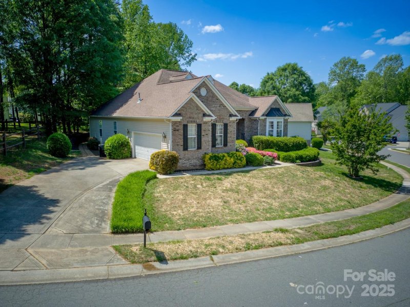 Property image 2 at 13316 Alex Mill Drive, Pineville, NC 28134