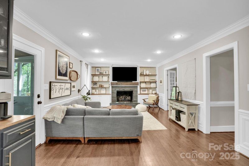 Property image 3 at 9809 Hanover Hollow Drive, Charlotte, NC 28210