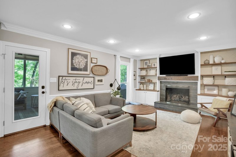 Property image 4 at 9809 Hanover Hollow Drive, Charlotte, NC 28210