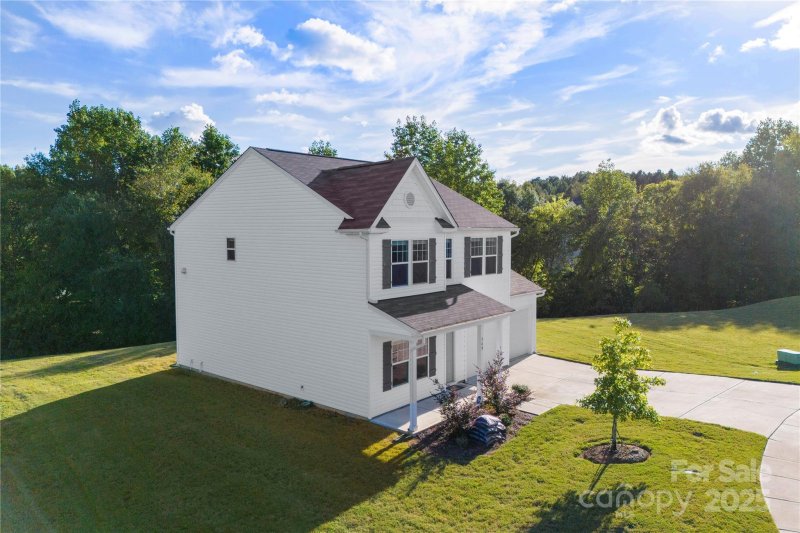 Property image 5 at 548 Dutch White Drive, Clover, SC 29710