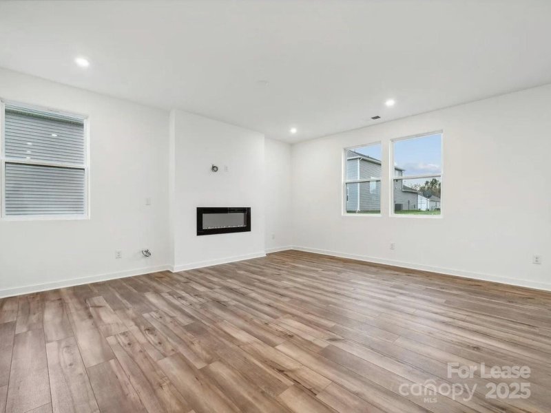 Property image 3 at 747 Olde England Drive, Lincolnton, NC 28092