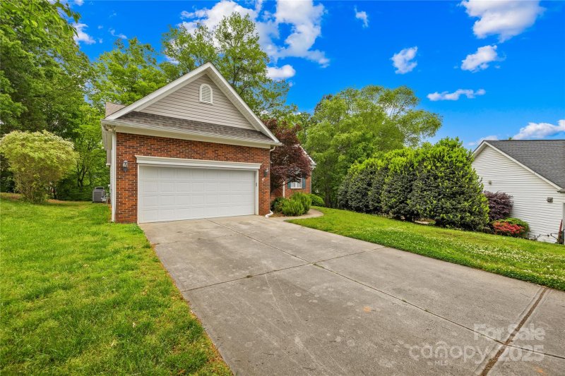 Property image 5 at 11732 Borchetta Drive, Charlotte, NC 28277