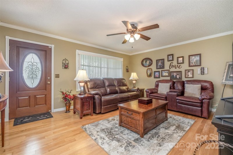 Property image 5 at 106 S Oakwood Drive, Kings Mountain, NC 28086